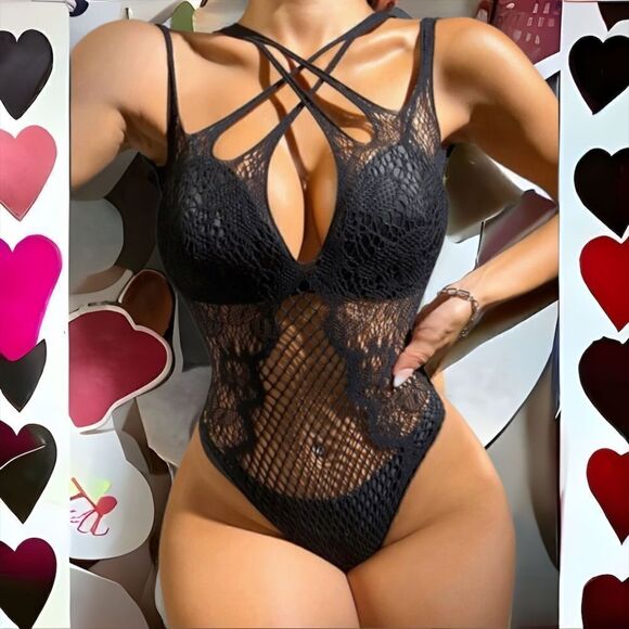 High-Stretch l OS l Strappy l Red Teddy Bodysuit l Intimate l Red or Black l New - Picture 3 of 9